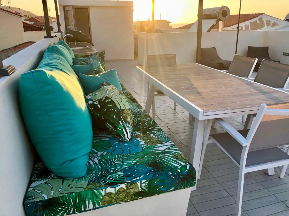 Veranda Panormo Pánormos Exteriér fotografie